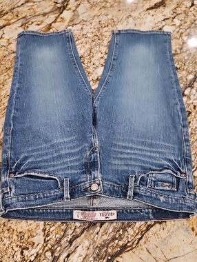 Hollister Women's Blue Jean Bermuda Style Shorts. Size 7